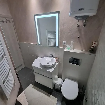 Makiatto 亚霍里纳